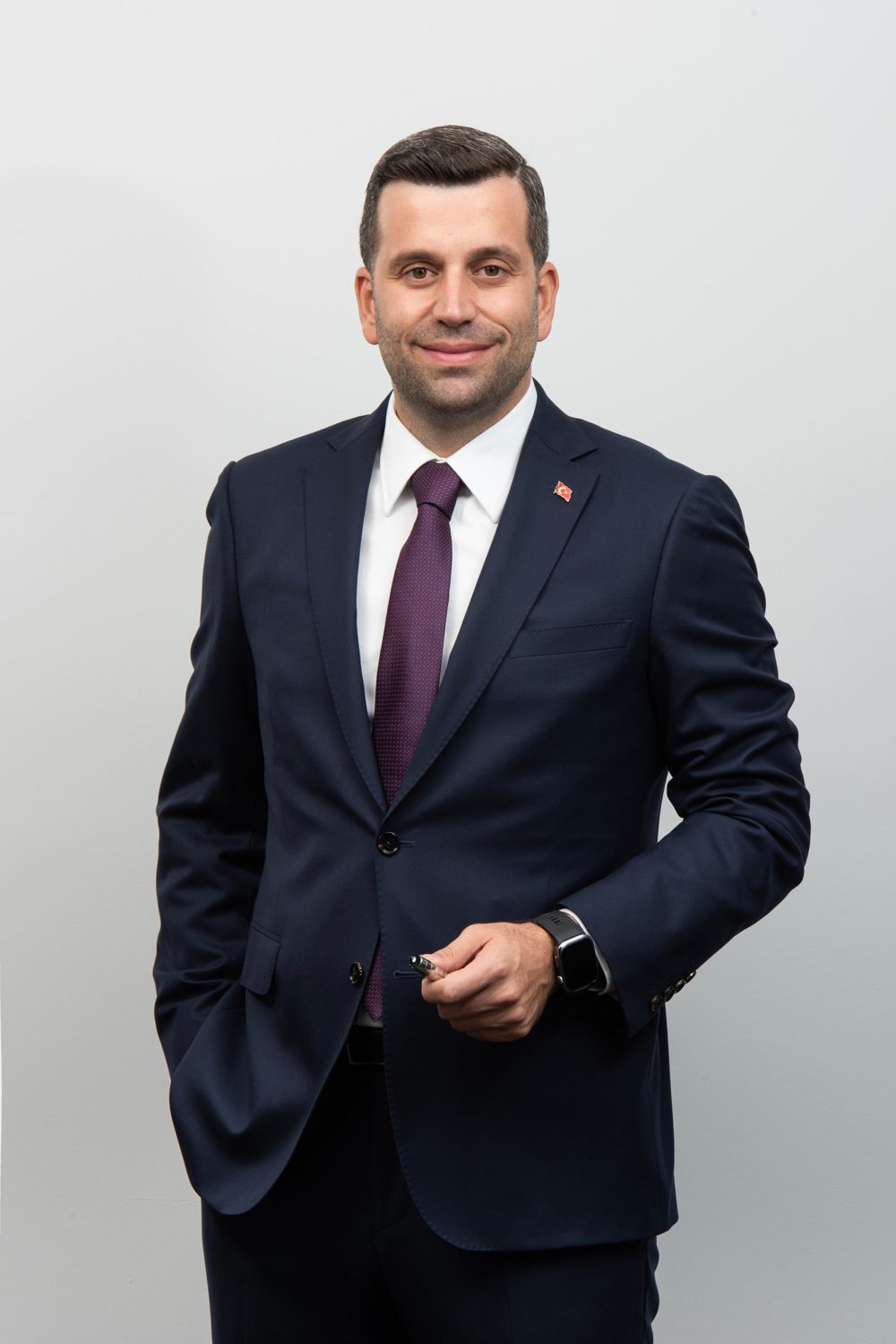 Serdar Orhan — Portre